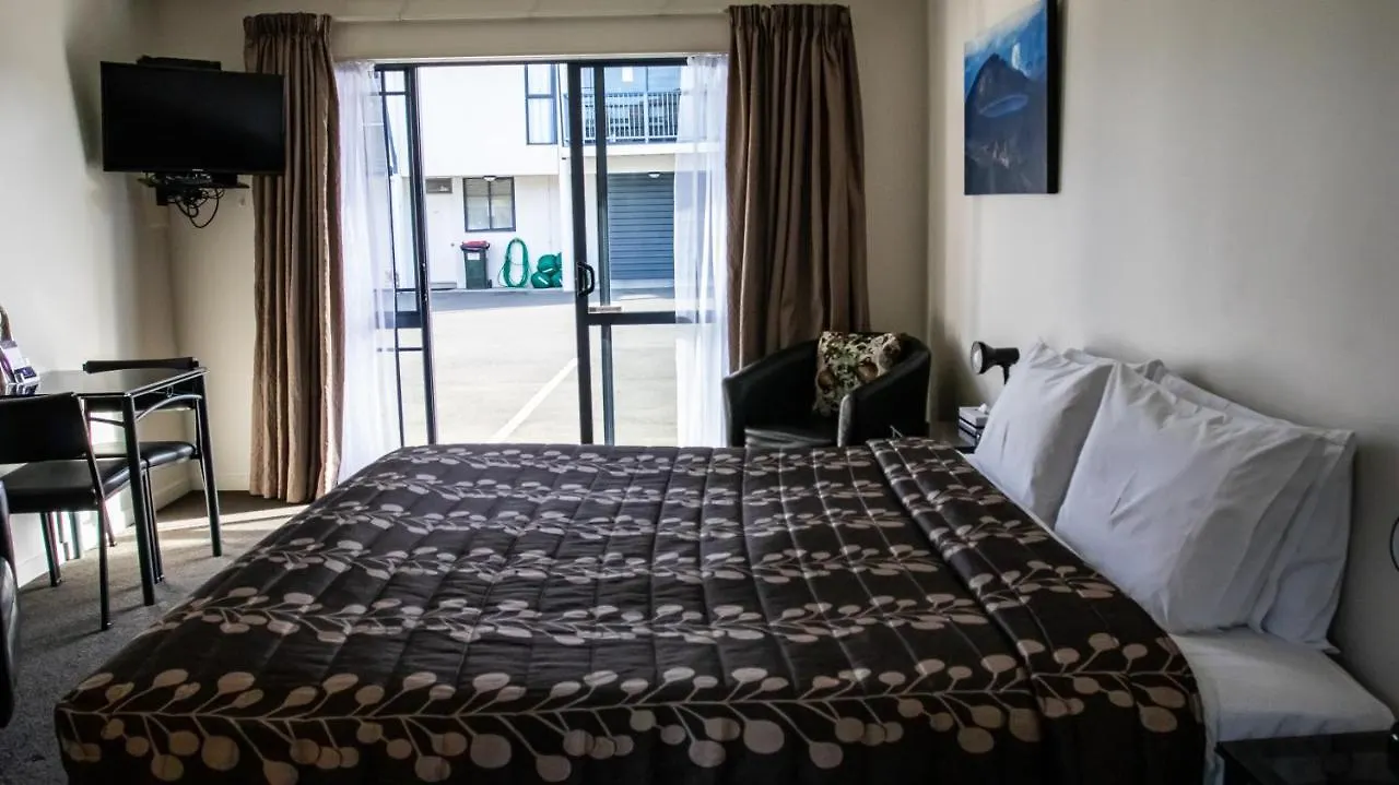 Phoenix Motor Inn Blenheim
